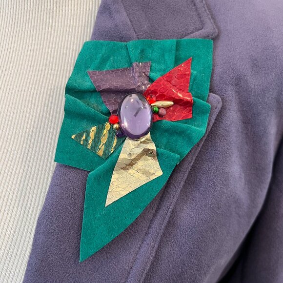 Vintage 80's purple UltraSuede Blazer w Iconic Suede Brooch sz 4 - Picture 7 of 8